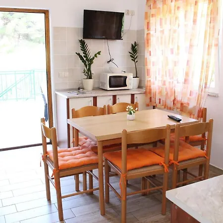 With Wifi - 15409 Apartament